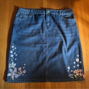 Vintage Baccini Embroidered Denim Skirt, Size 16